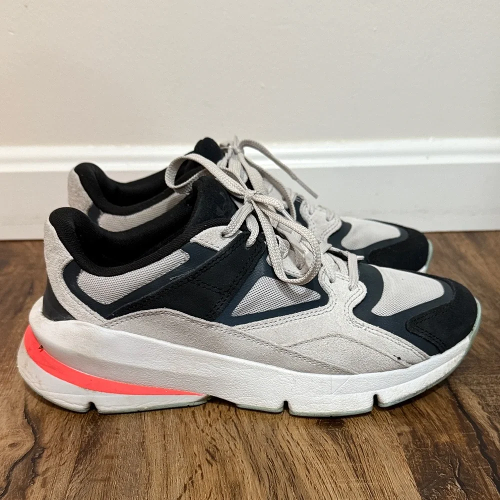 Under Armour Black and Gray Dad Sneakers, Trainers Casual Sneakers size 8.5 - Picture 6 of 10